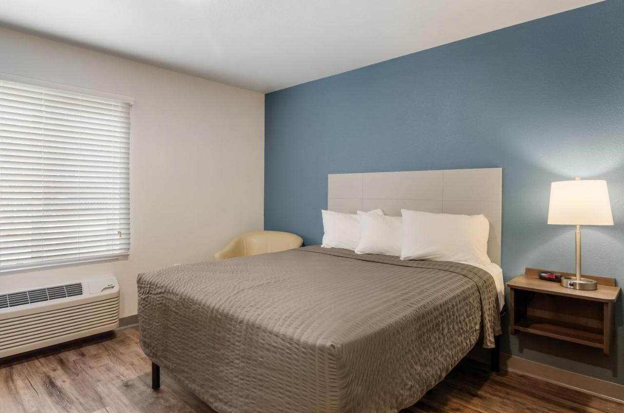 Woodspring Suites Thornton-North Denver Exterior photo