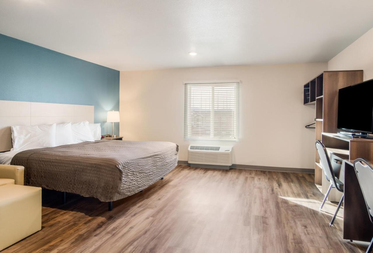 Woodspring Suites Thornton-North Denver Exterior photo