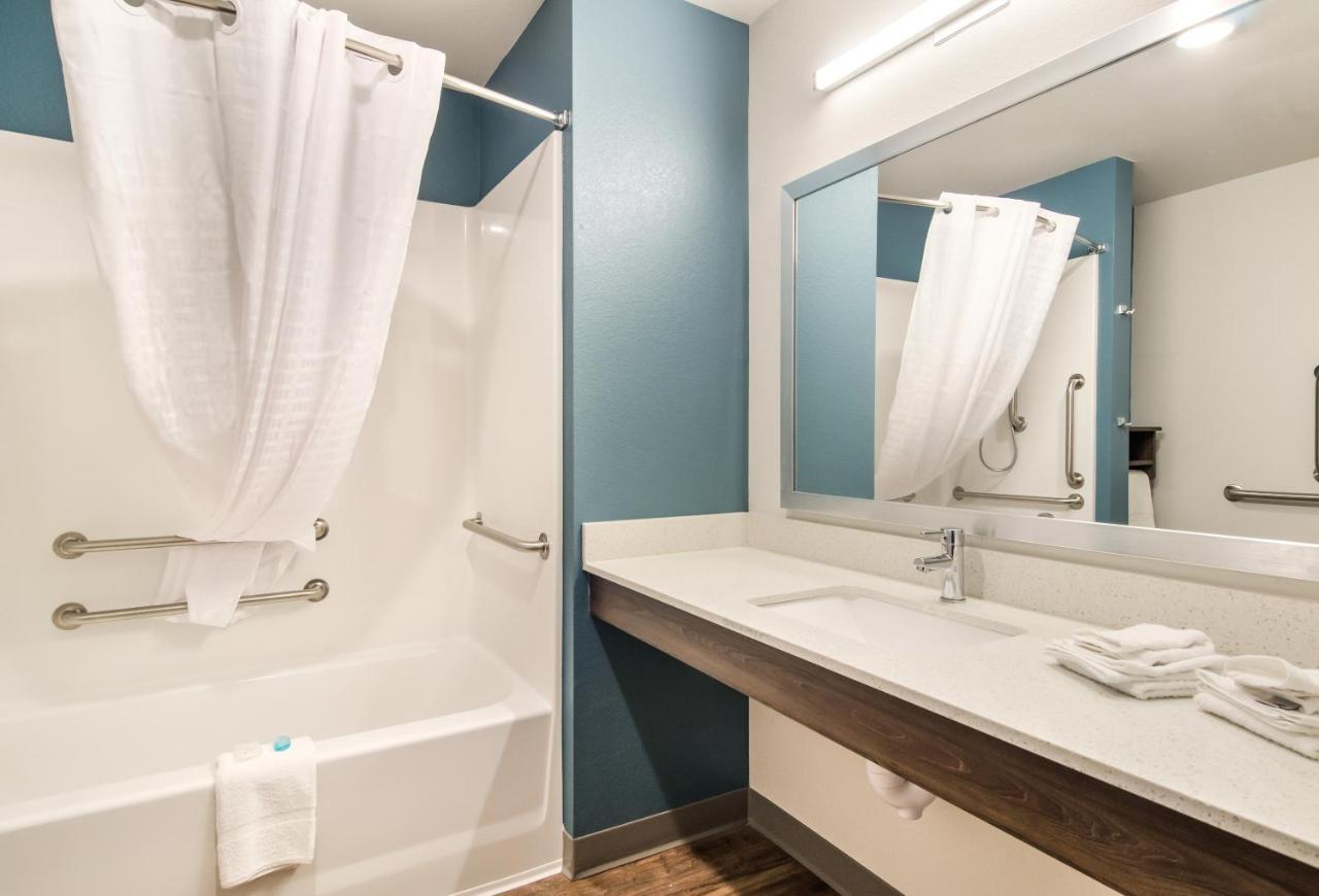 Woodspring Suites Thornton-North Denver Exterior photo